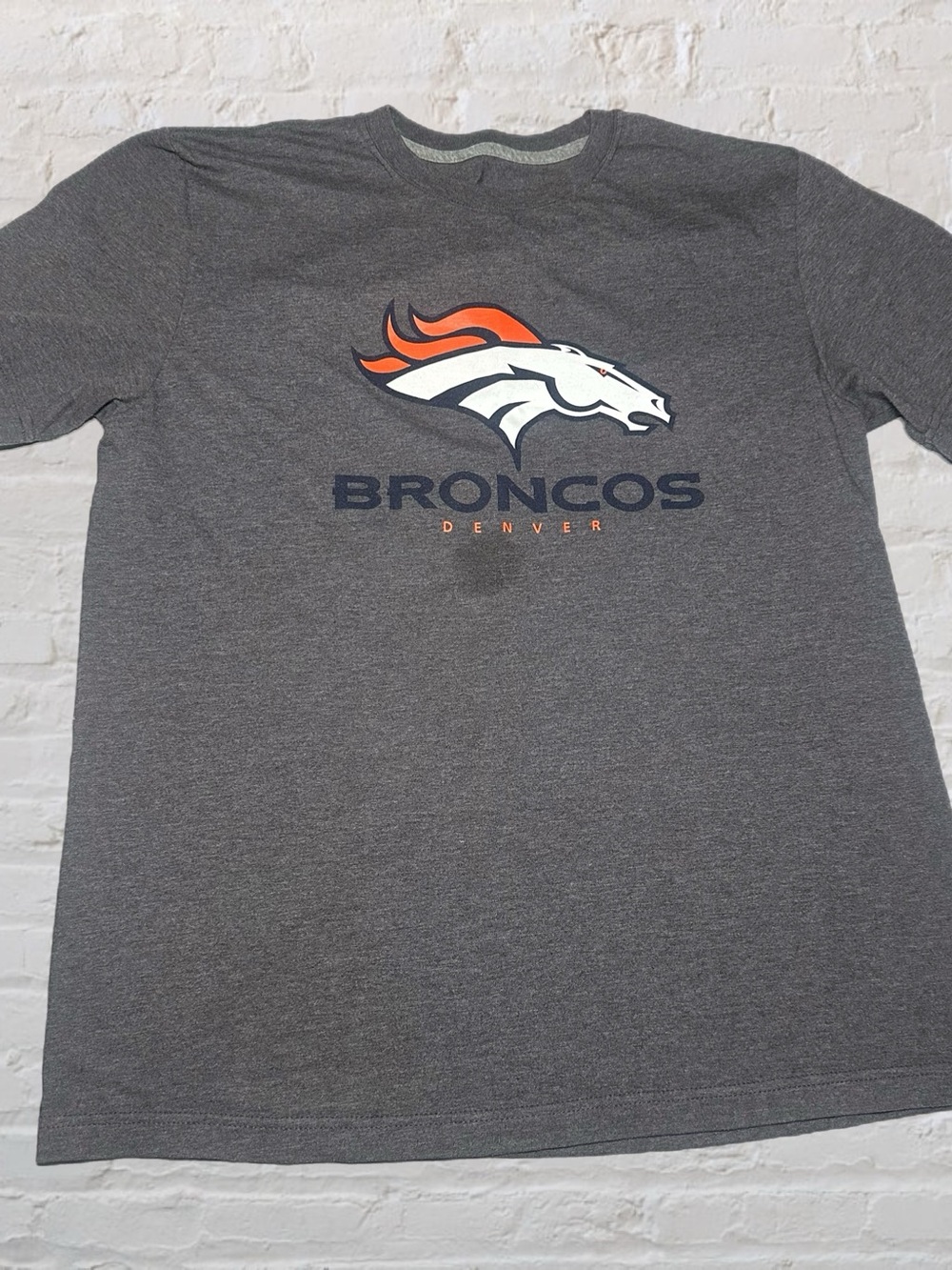 Nike x Broncos Charcoal Gray Denver Team Logo Short Sleeve Tee in Men's Large
